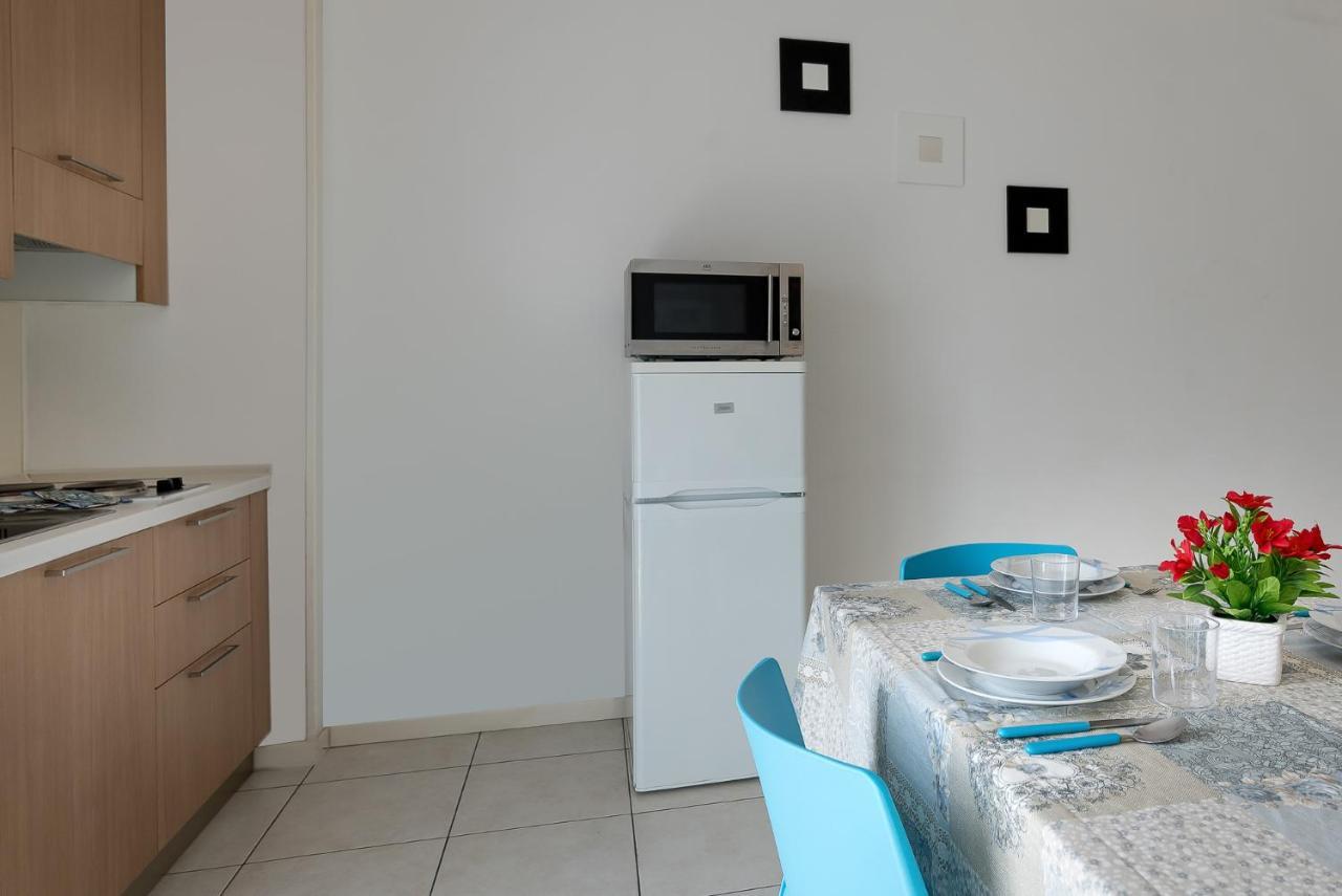 Residence Acqua Suite Marina Rimini Esterno foto