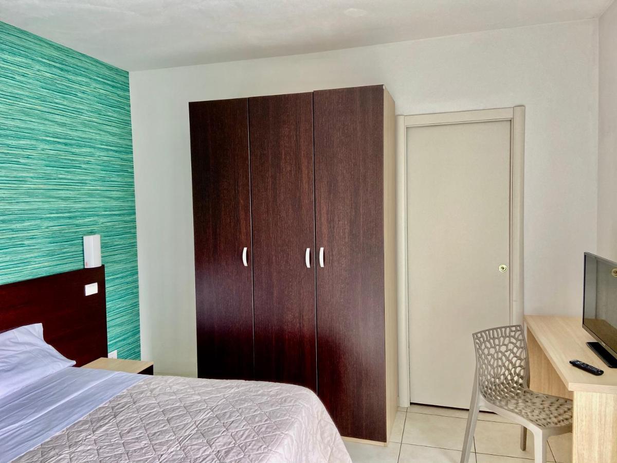 Residence Acqua Suite Marina Rimini Esterno foto