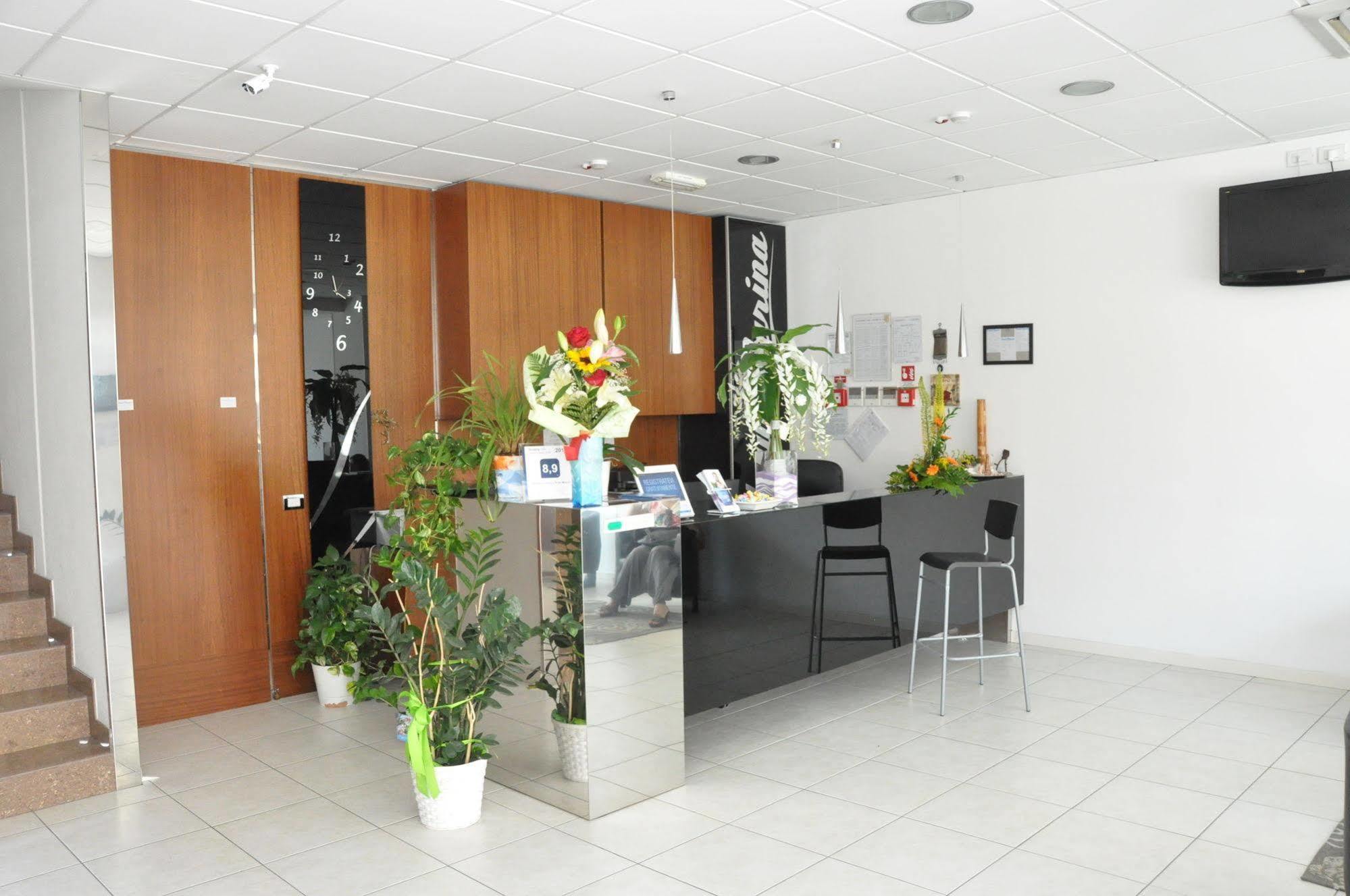 Residence Acqua Suite Marina Rimini Esterno foto